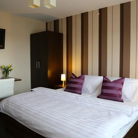 10 Bed And Breakfast Poznan Dış mekan fotoğraf
